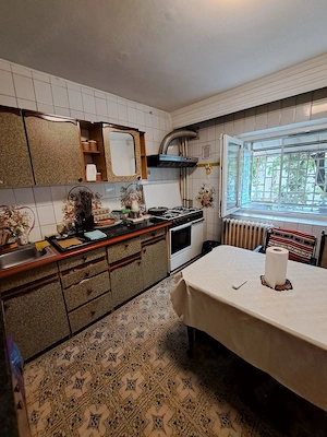 Vând Apartament Spațios 2 Camere | Parter | Centrală Proprie | 2 Grupuri Sanitare | 61.6 mp - imagine 6