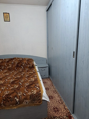 Vând Apartament Spațios 2 Camere | Parter | Centrală Proprie | 2 Grupuri Sanitare | 61.6 mp - imagine 8
