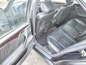 Mercedes-Benz W210 2.2CDI din 2001 (Euro3) - imagine 2