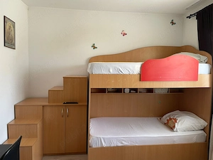 Vand paturi suprapuse camara copii
