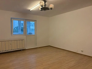Apartament 2 camere de vânzare 13 Septembrie Parcul Sebastian Etaj 1 Stradal - imagine 9