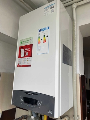 Vand aprtament 3 camere 7 8 zona Margeanului - imagine 7