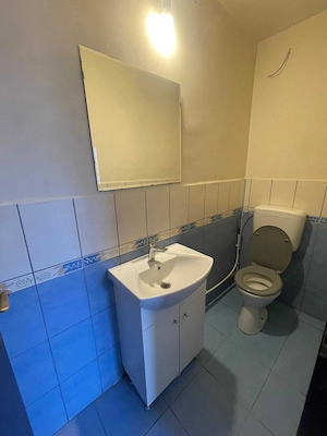 Vand aprtament 3 camere 7 8 zona Margeanului - imagine 4
