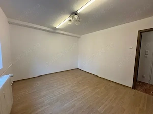 Apartament 2 camere de vânzare 13 Septembrie Parcul Sebastian Etaj 1 Stradal - imagine 10