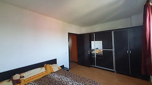 Vand apartament 2 camere Voluntari - imagine 9