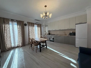Inchiriez apartament 2 camere, str. Tibles 20A, bloc nou Otopeni - imagine 15