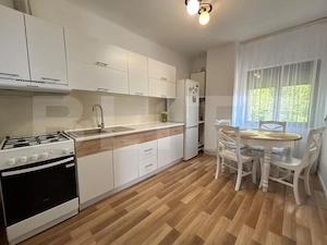 APARTAMENT CU 3 CAMERE, 76,6 MP, ZONA CENTRALA - GURGHIU - imagine 4