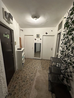 Închiriez apartament 2 camere   Brașov, cartier Tractorul | Loc de parcare inclus | 2 Balcoane - imagine 7