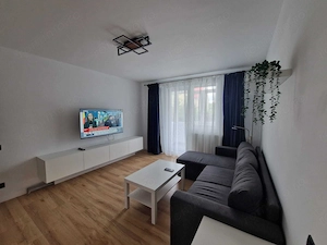 Apartament renovat de inchiriat - 2 Cam Brasov - Tractorul - imagine 4