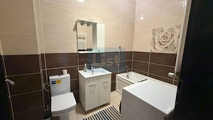 COMISION 0% | APARTAMENT SPATIOS 2 CAMERE | ZONA LINISTITA| DEZROBIRII - imagine 13