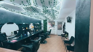 Închiriez scaun frizerie ! Calea sagului  - imagine 6