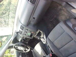 vw touran 2.0 diesel cutie DSG  - imagine 2
