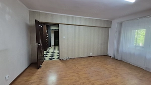 Inchiriez apartament 3 camere Decebal - imagine 7
