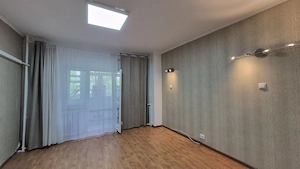 Inchiriez apartament 3 camere Decebal