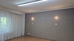 Inchiriez apartament 3 camere Decebal - imagine 2