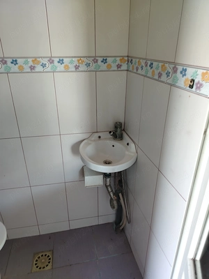 Închiriez casa in București  - imagine 4