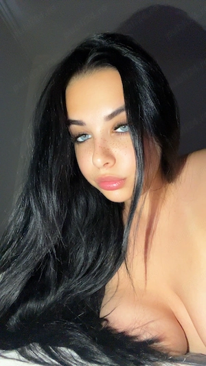 Bună sunt Angy 