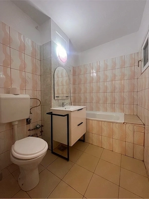 De închiriat apartament 2 camere central - imagine 3