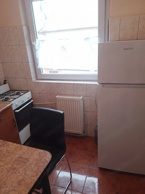 Inchiriez apartament cu o camera, et1, zona foarte linistita, Olimpia- Stadion, 220 EUR - imagine 4
