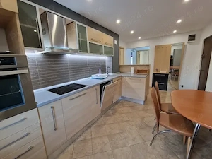 Apartament 4 camere, decomandat mobilat complet, disponibil imediat - imagine 6