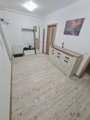 Vand apartament 2 camere in Giroc - imagine 3