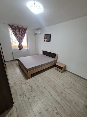 Vand apartament 2 camere in Giroc - imagine 6