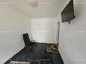 Apartament 2 camere, semidecomandat, etajul 1 din 4, str. Musicescu spre Calea Șagului - imagine 2