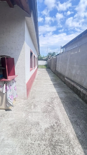 Casă în Murfatlar   2 intrări, curte proprie | vânzare sau schimb cu apartament în Constanța - imagine 6