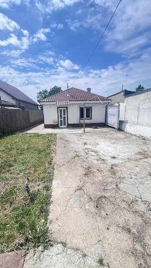 Casă în Murfatlar   2 intrări, curte proprie | vânzare sau schimb cu apartament în Constanța - imagine 9
