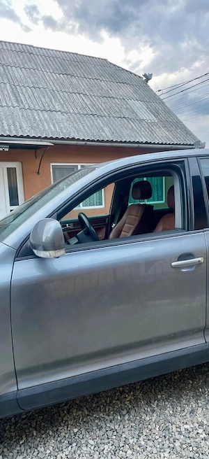 Vand Volkswagen Touareg 2.5 TDI - imagine 3