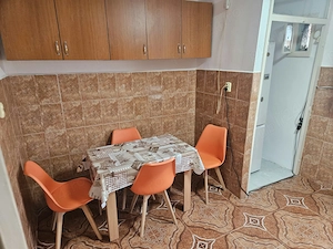 Proprietar, închiriez apartament 2 camere, etaj 3   Malul Timișului, Lugoj (zona OMV)