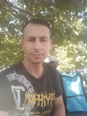 caut loc de muncă zilier, necalificat 