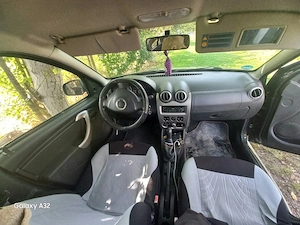 Proprietar vand Sandero Stepway ,an fabricatie 2011,1.6 Benzina-GPL. - imagine 2