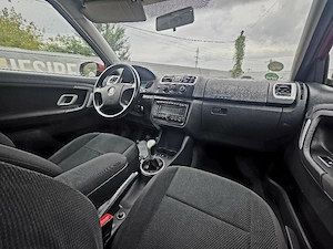 Skoda fabia 2 An 2007..1.4 MPI benzina 85 cp euro 4... aer condiționat funcțional - imagine 8