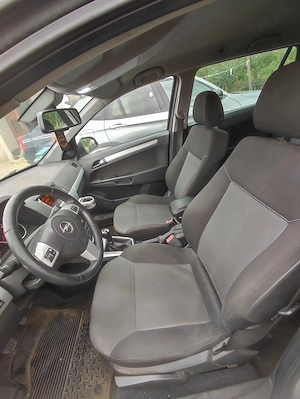 Opel Astra h 1.6 xer an 2010 - imagine 3