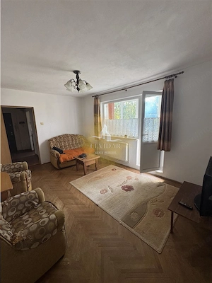 Apartament 3 camere - Zona Dacia | Etaj 2 | Centrala proprie