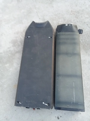 vând doua baterii de bicicleta este pentru piese 
