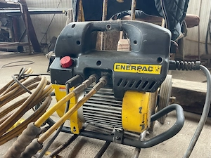 Set Enerpac PTE3404WQ + cheie hidraulică S3000 700 bar
