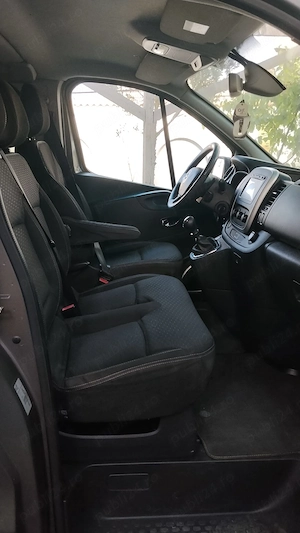 Vând OPEL VIVARO B, 8+1 locuri 2015 - imagine 9