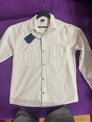 Haine bărbătești noi   cămăși, tricouri și pantaloni denim   Loro Piana, Prada, Herm s, Louis Vuitto