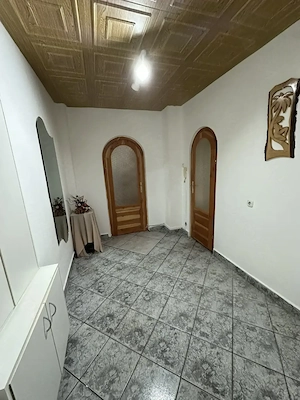 Inchiriez apartament pozitie excelenta