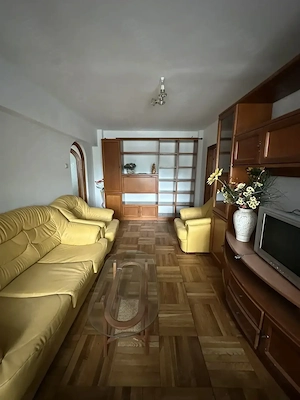 Inchiriez apartament pozitie excelenta - imagine 3