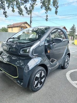 Xev yoyo 2023 luna a 11 a, fără accidente sau daune, stare foarte bună și ușor de parcat  - imagine 4