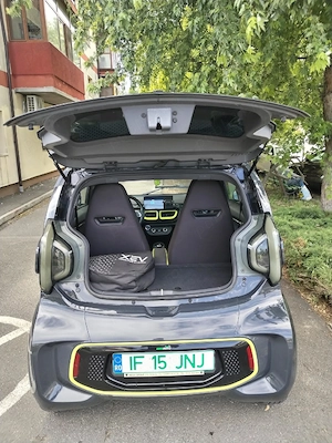 Xev yoyo 2023 luna a 11 a, fără accidente sau daune, stare foarte bună și ușor de parcat  - imagine 3