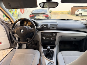 BMW seria 1, 2.0 benzină, 2009, euro 5, impecabilă - imagine 5