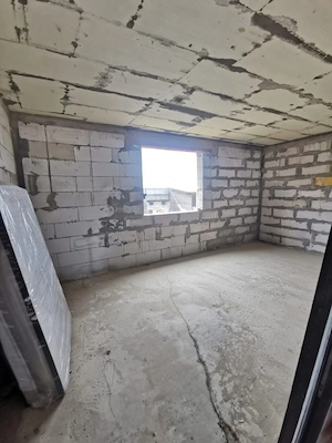 Casa la rosu în Plaiul Vulcănești - imagine 4
