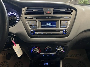 Hyundai i20  - imagine 4