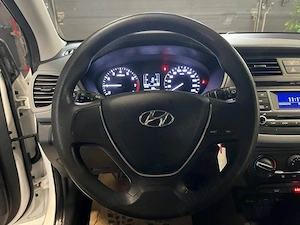 Hyundai i20  - imagine 10