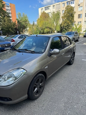 Vand Renault Symbol 2011 - 1.2 Benzina + GPL - Usor Avariat - imagine 8