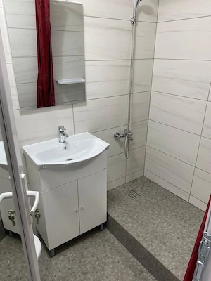 De inchiriat apartament 1 camera in zona Steaua - imagine 5